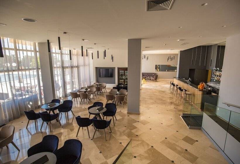 酒店 Ai Pini Medulin Resort