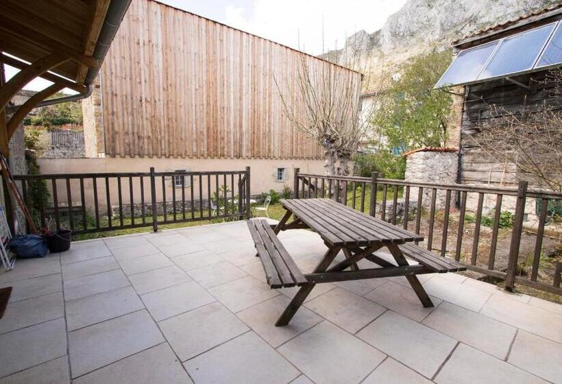 Общежитие Gite D étape Les Diligences