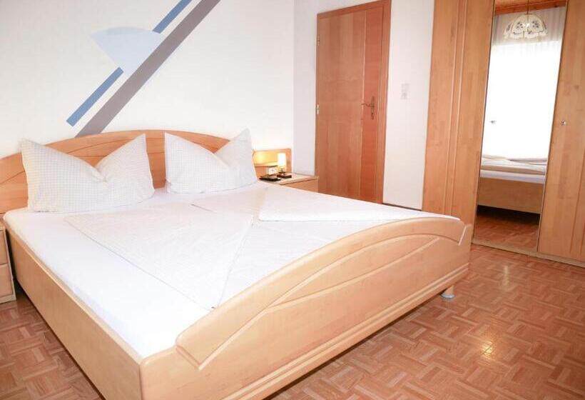 مبيت وإفطار 5rooms Frühstückspension