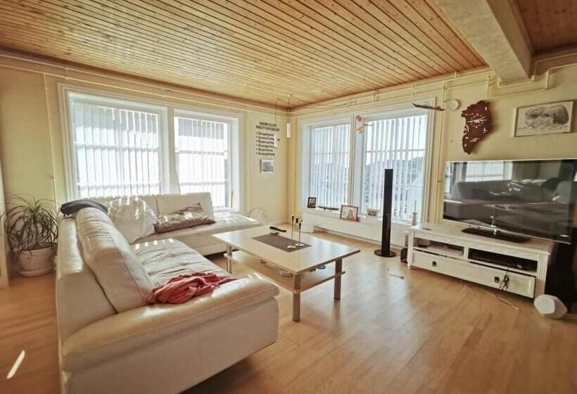 تختخواب و صبحانه Villa