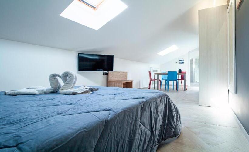 Casa Vacanze Mariaelena   Momena