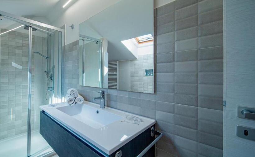 Casa Vacanze Mariaelena   Momena