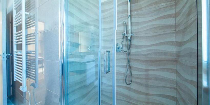 Casa Vacanze Mariaelena   Momena