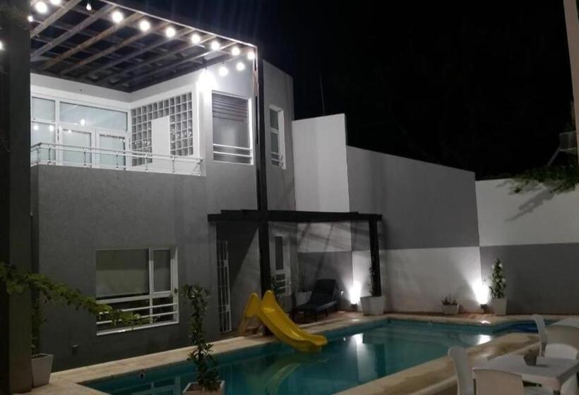 Complejo Lucila Suites