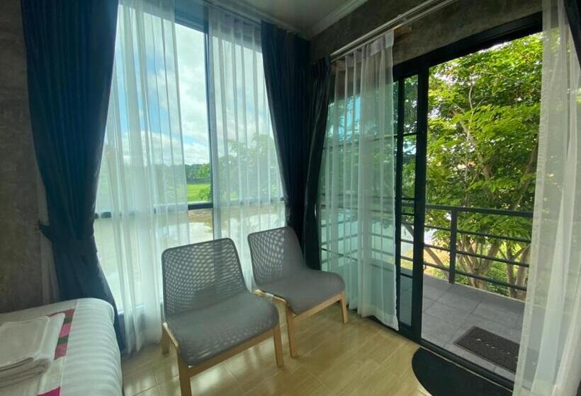 Szálloda ชิดชายชล รีสอร์ท น่าน