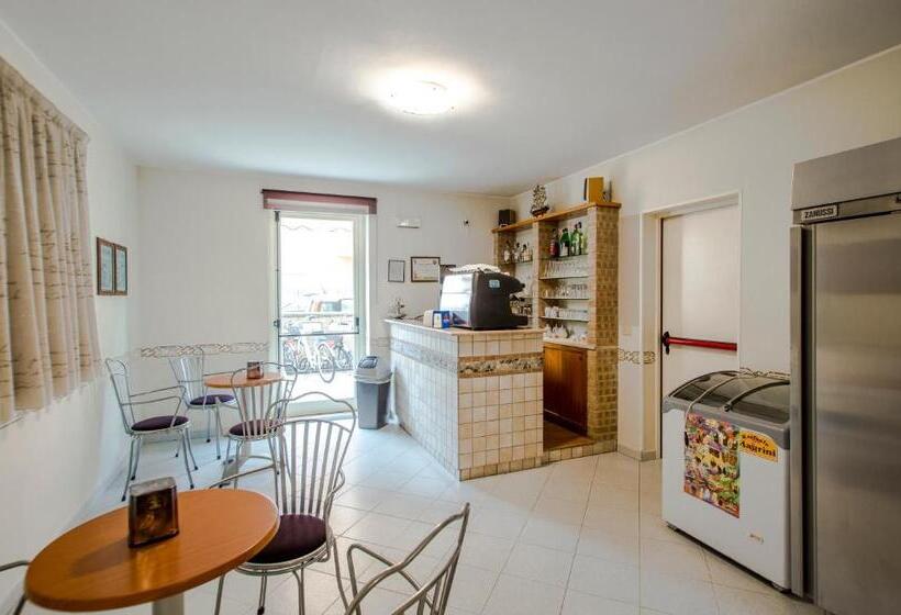 בית מלון כפרי Albergo Il Veliero