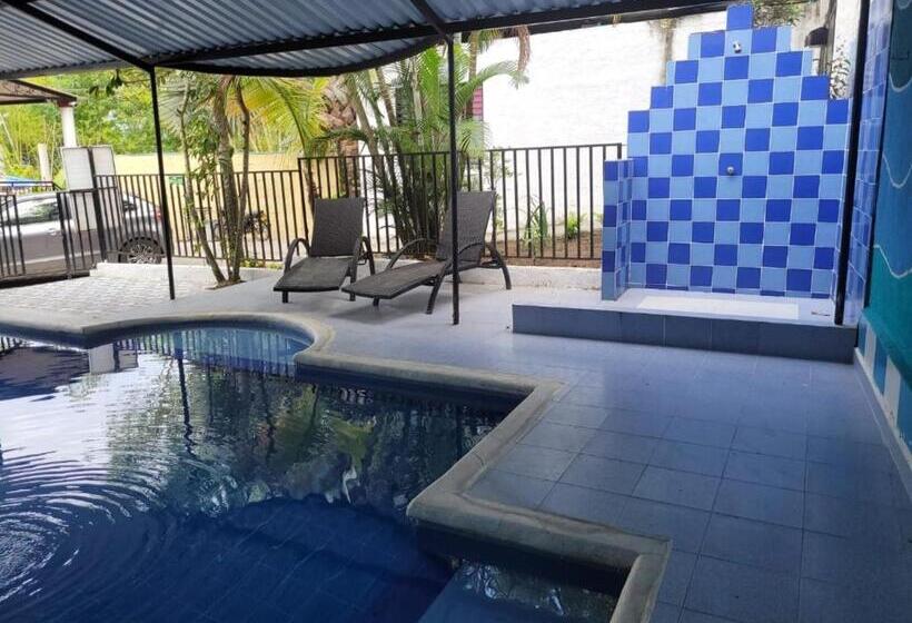 هتل Campestre Villa Tiffany