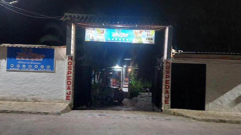 בית מלון כפרי Campestre Villa Tiffany