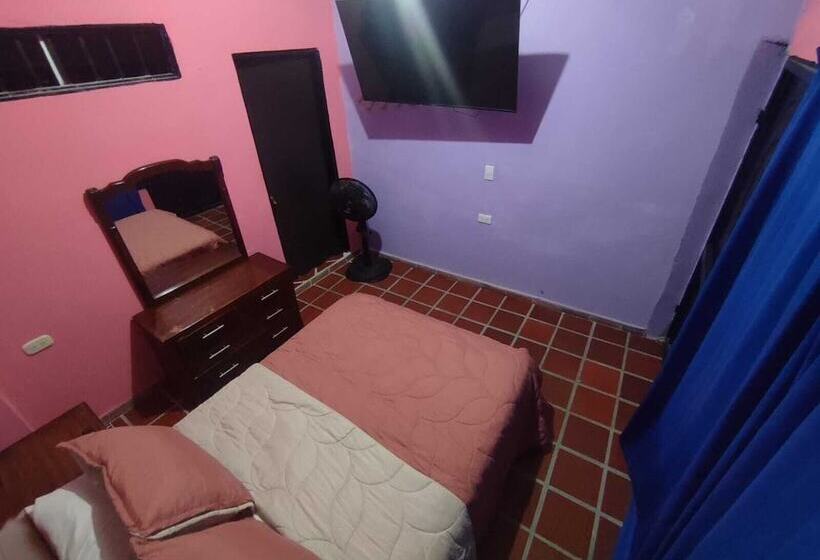 בית מלון כפרי Campestre Villa Tiffany