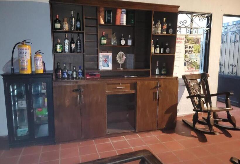 בית מלון כפרי Campestre Villa Tiffany