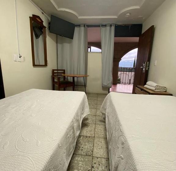 酒店 Flamingos De Ciudad Guzman