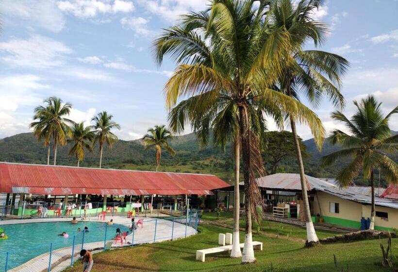 Отель Los Kioscos