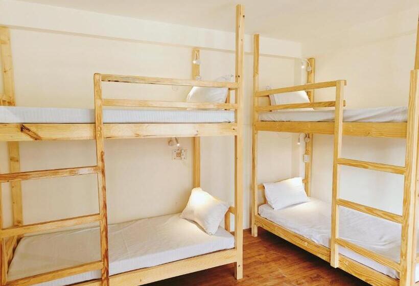 Отель Mountain Dew Guest House