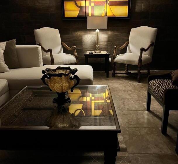 בית מלון כפרי The Place Penthouse