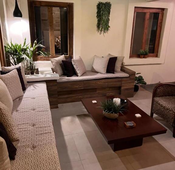 בית מלון כפרי The Place Penthouse