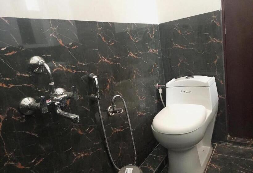 בית מלון כפרי Purple Inn