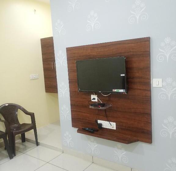 فندق O Royal Inn