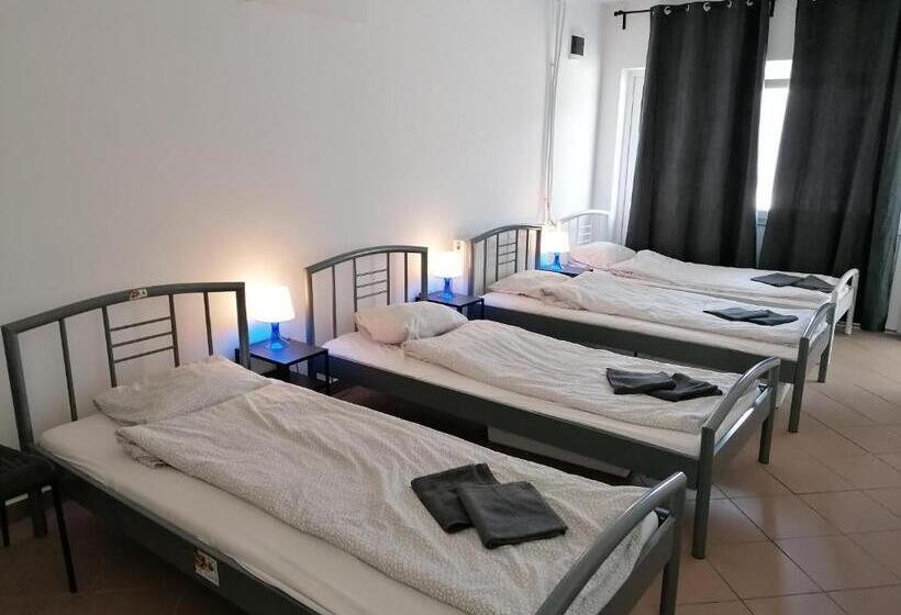 Мотель Omega Szigetszentmiklós