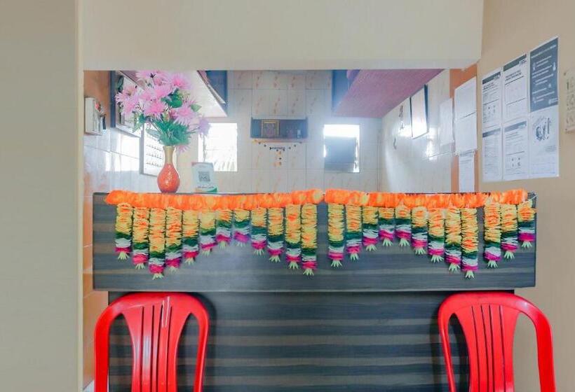 Oyo Shetkari Mala Hotel & Lodging