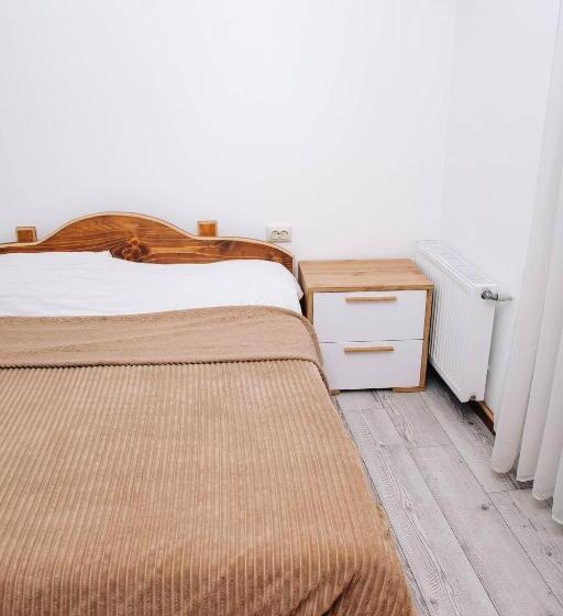 Pensionat ехо тростяну