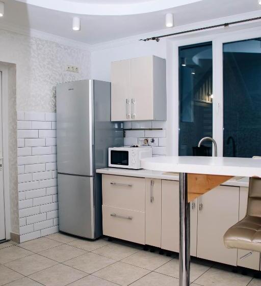 Pensionat ехо тростяну