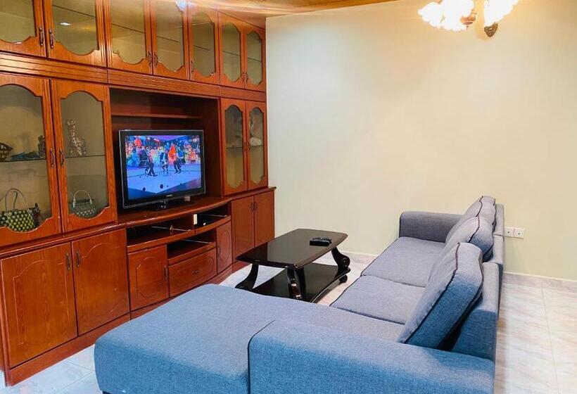 پانسیون 100 Oastel Coliving