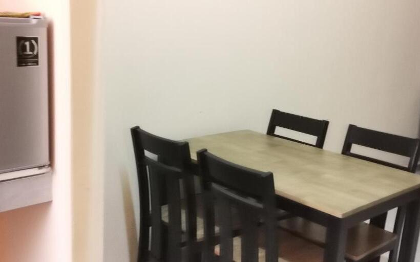 פנסיון Aqiza Home Kuala Krai