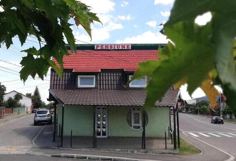 بنسيون Casa Leah