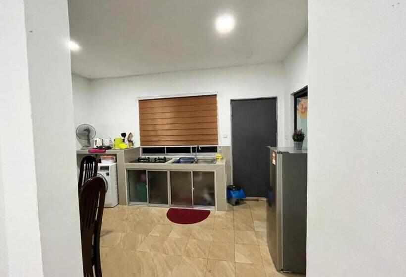 Pensão D Tetamu Bandar Sg Long