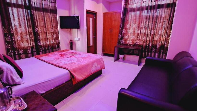 פנסיון Shillong Guest House