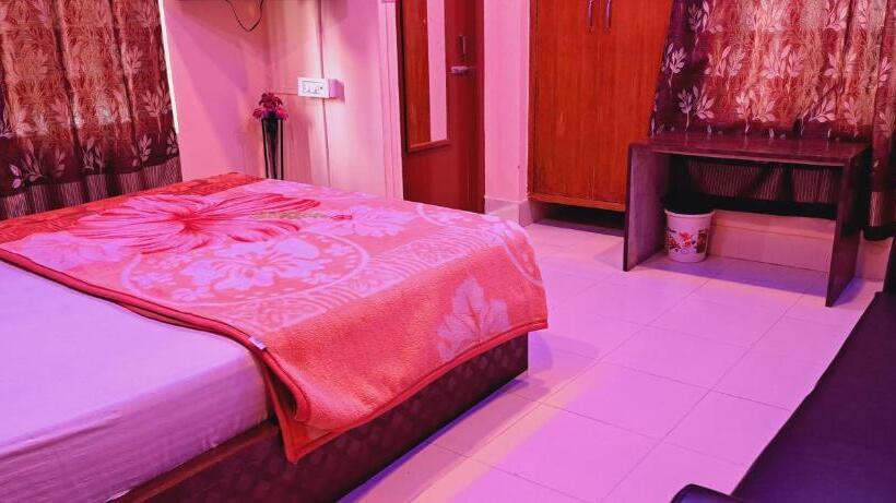 פנסיון Shillong Guest House