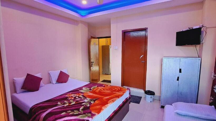 פנסיון Shillong Guest House