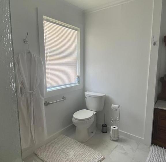 펜션 The White Cottage