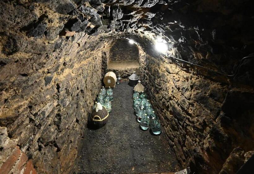 膳宿费 Valečská Pálenice