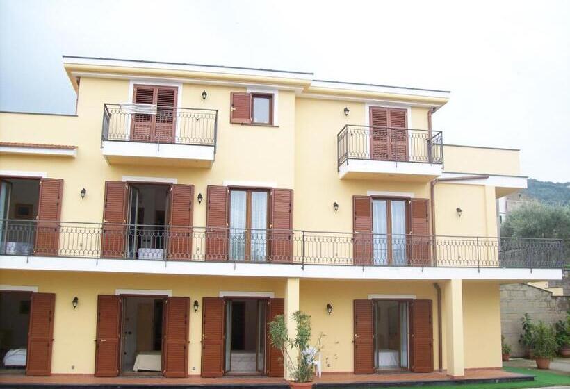 بنسيون Villa Giannina