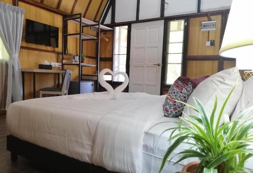 منتجع Api Api Eco Chalet