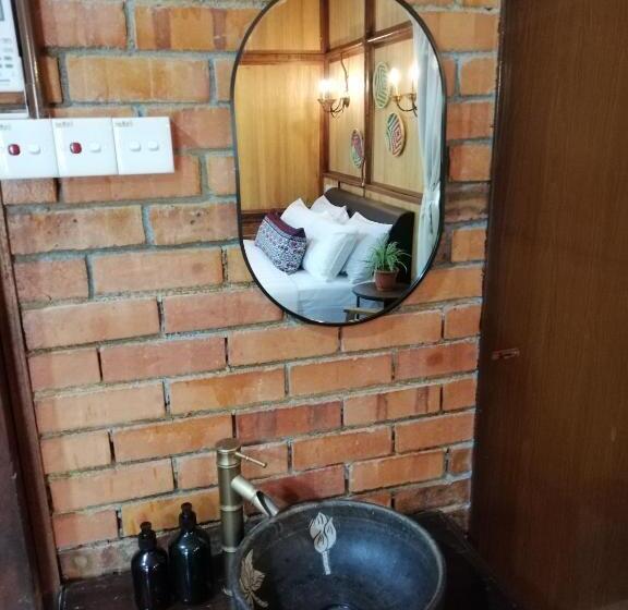 Resort Api Api Eco Chalet