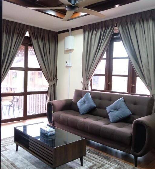 منتجع D Razna Chalet Pantai Seberang Takir