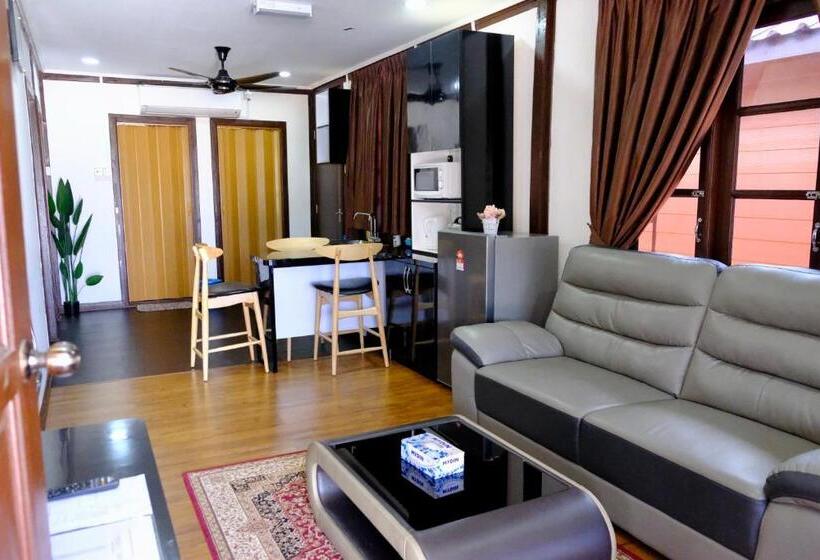 منتجع D Razna Chalet Pantai Seberang Takir