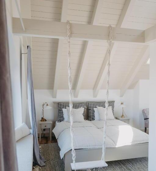 Ráj Na Zemi Venkovský Hotel A Kavárna