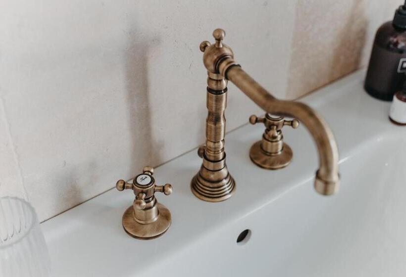 Ráj Na Zemi Venkovský Hotel A Kavárna