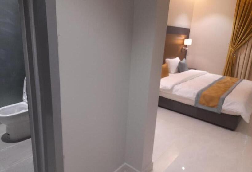 اجنحة هدوء الصيف الفندقية