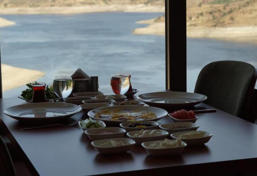 Adanis Park Termal Otel