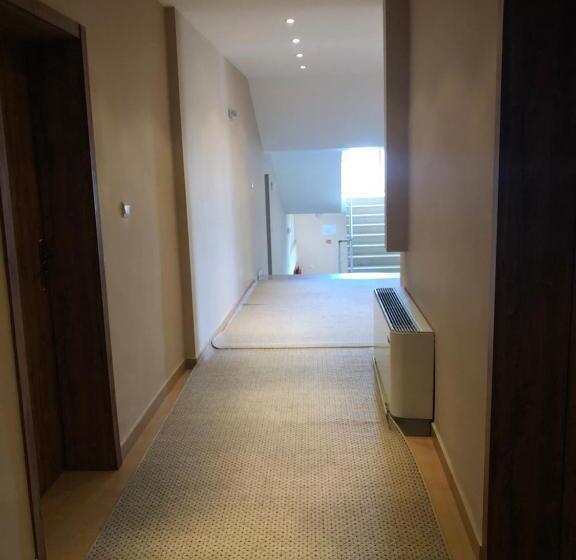 ユースホステル Relax Sarafovo