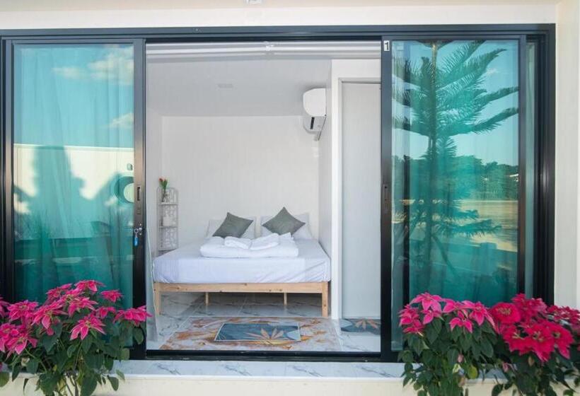 Bed and Breakfast บ้านสายน้ำ วิลล่า