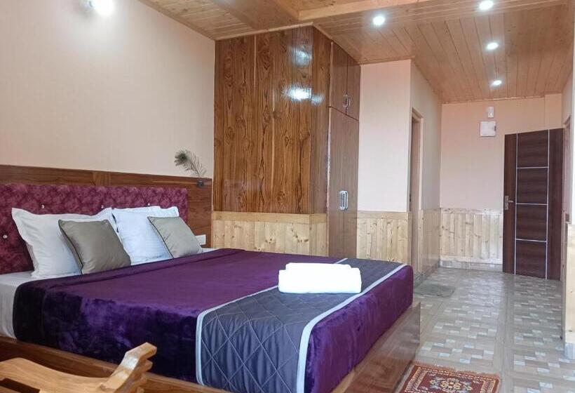 مبيت وإفطار Atithi Homestay & Bhojnalya, Chail