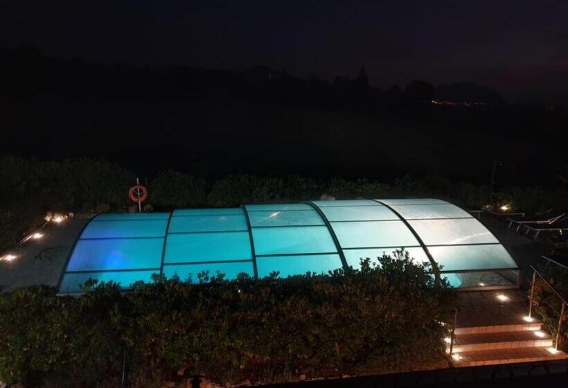 مبيت وإفطار Cà Rosanna