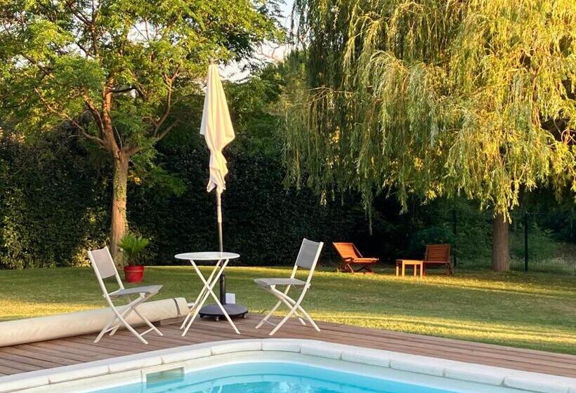 민박 Halte Vintage. A L’ombre Du Saule