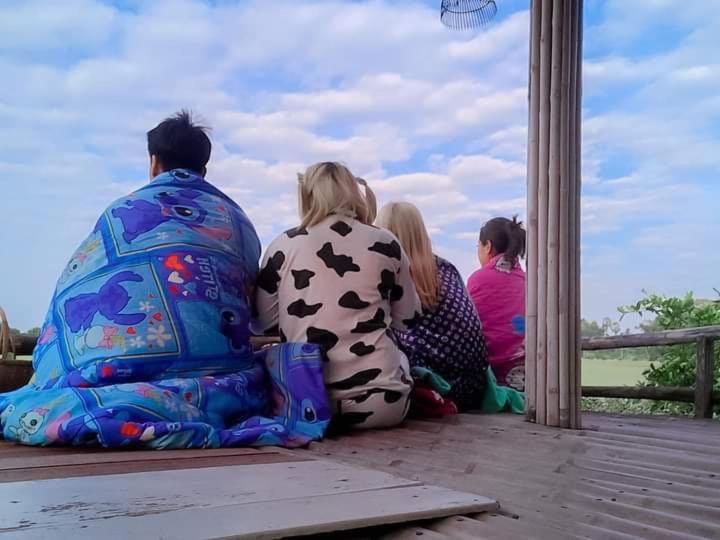 Bed and Breakfast Kratomrimtung Homestay กระท่อมริมทุ่งโฮมสเตย์