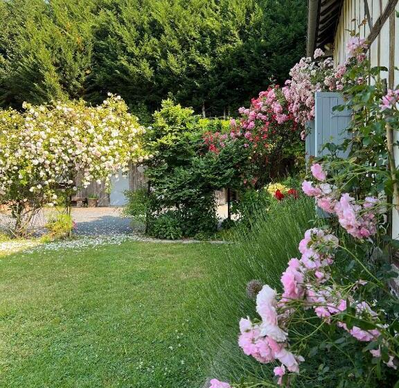 ベッドアンドブレックファースト La Chambre D Hôte De Manou En Normandie